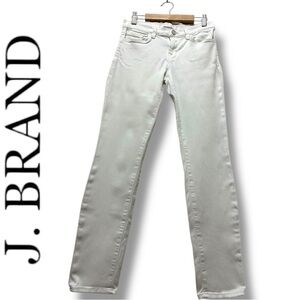 086 J Brand | EUC Women’s White Skinny Leg Stretchy Jeans (Size 26)